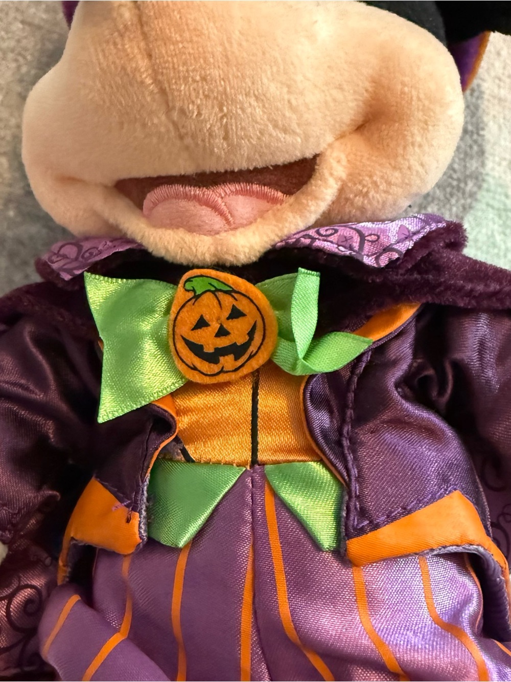 Vintage Walt Disney World 2008 Happy Halloween Mickey Mouse Plush - Picture 4 of 11